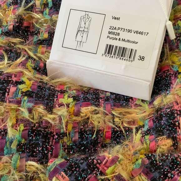 CHANEL STUNNING 22A MULTICOLOR TWEED VEST COAT DRESS!  38 - Picture 14 of 15